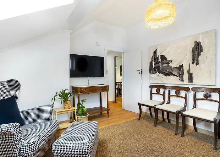 Whome Oasis Prime Location W/ Great View * ליסבון