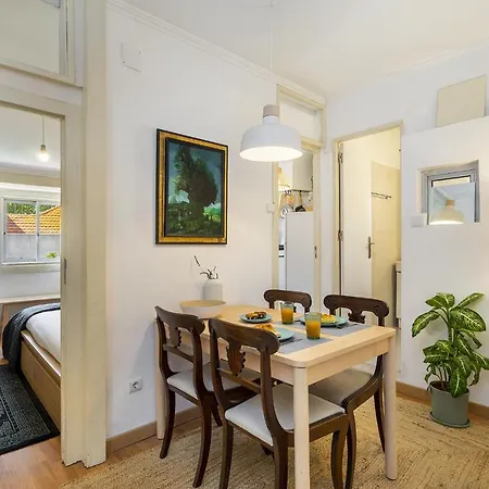 Whome Oasis Prime Location W/ Great View Apartment